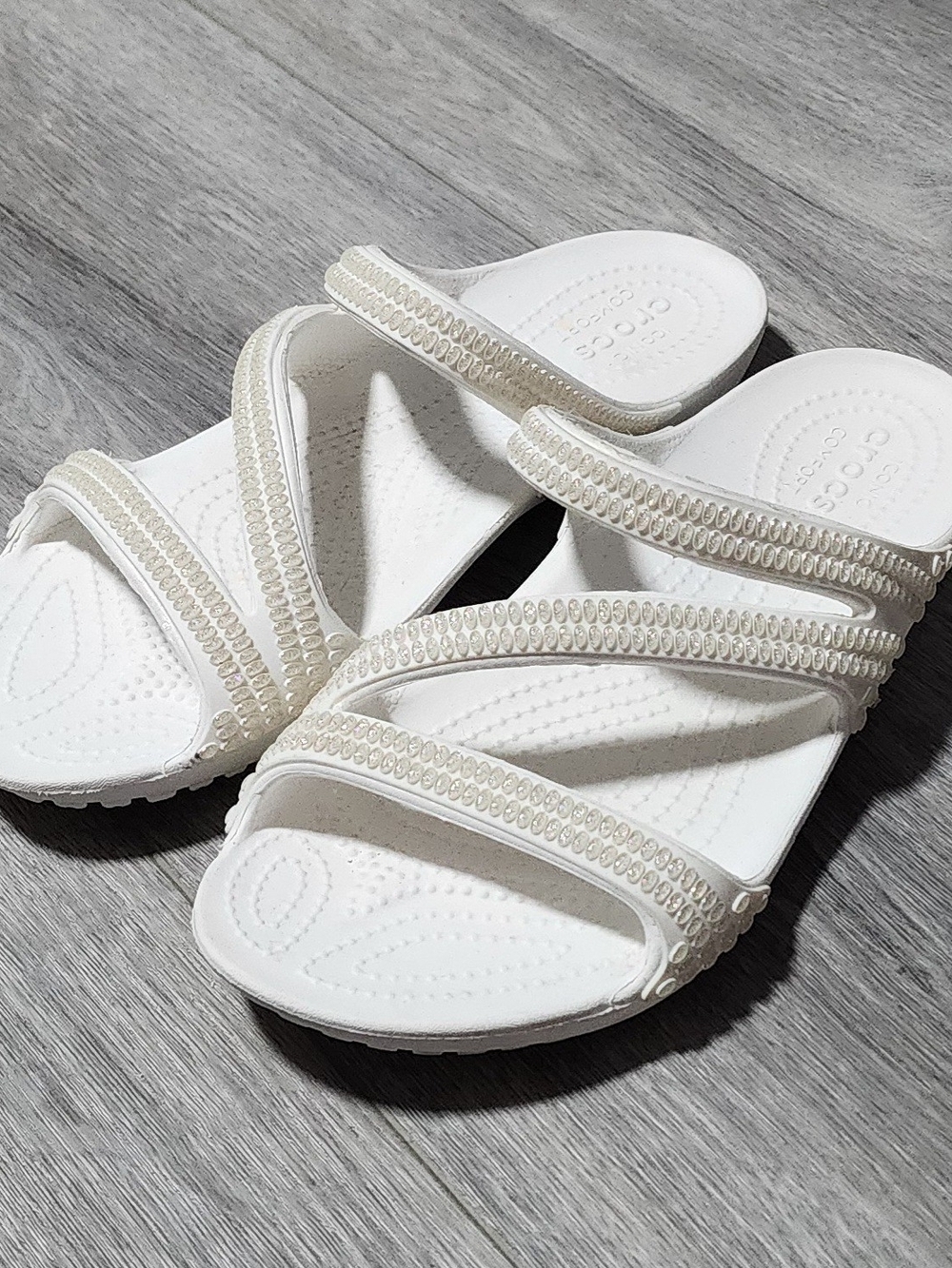 Crocs Kadee II White Rhinestone Strappy Sandals Womens Size 9